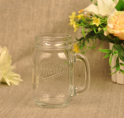 Straw glass mason jar with metal lid